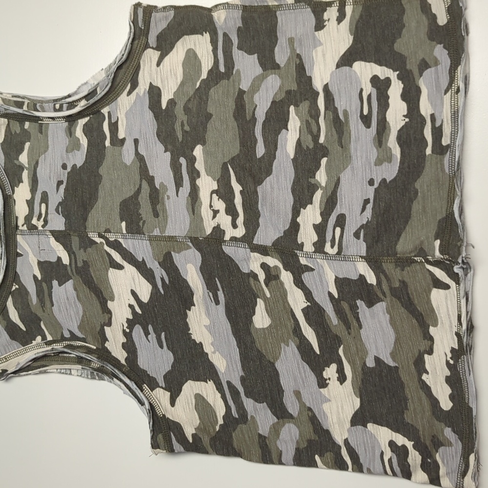 Chaser Camo Tank Top - Picture 5 of 11